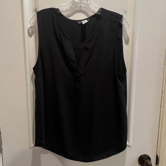 H&M Women's Black V-Neck top size 10 - Picture 1 of 3